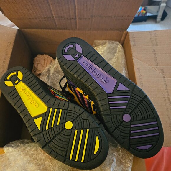 Excellent Condition- Jeremy Scott Adidas Animal Print - Picture 5 of 7